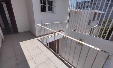 CASA EN VENTA CON LOCAL COMERCIAL EN ESQUINA FRACC. REFORMA VERACRUZ,VER.