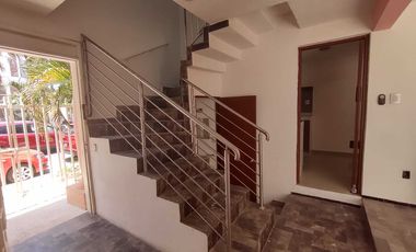 CASA EN VENTA CON LOCAL COMERCIAL EN ESQUINA FRACC. REFORMA VERACRUZ,VER.