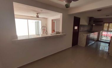 CASA EN VENTA CON LOCAL COMERCIAL EN ESQUINA FRACC. REFORMA VERACRUZ,VER.