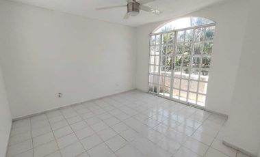 CASA EN VENTA CON LOCAL COMERCIAL EN ESQUINA FRACC. REFORMA VERACRUZ,VER.