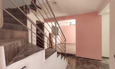 CASA EN VENTA CON LOCAL COMERCIAL EN ESQUINA FRACC. REFORMA VERACRUZ,VER.