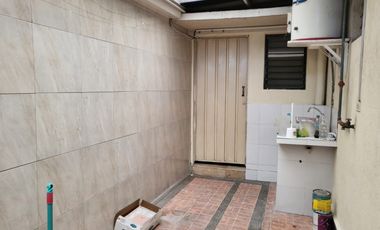 Casa de alquiler en la Urb. Saint Gallen, sector City Mall.