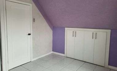 Casa de alquiler en la Urb. Saint Gallen, sector City Mall.