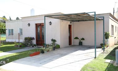 Casa en venta - 2 Dormitorios 2 Baños - Cochera - 415Mts2 - Escobar