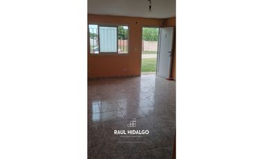 PH DE 2 AMBIENTES CON PATIO EN FELIX U. CAMET