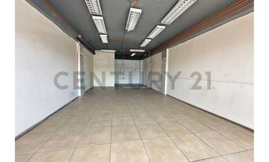 SE ARRIENDAN LOCALES COMERCIALES LA REINA