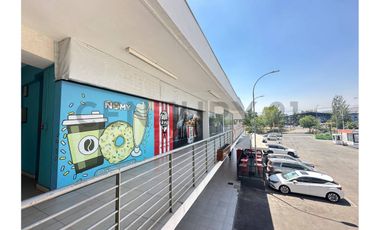 SE ARRIENDAN LOCALES COMERCIALES LA REINA