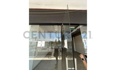 SE ARRIENDAN LOCALES COMERCIALES LA REINA