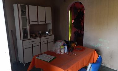 CASA EN VENTA - Zona centro - Marcos Paz