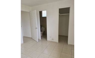 SE VENDE APARTAMENTO EN COLON $ 155,000!!!!