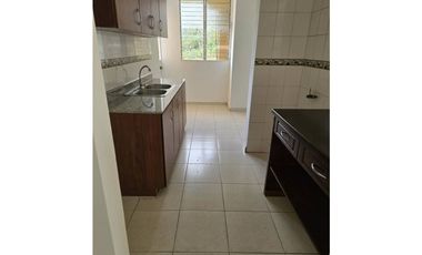 SE VENDE APARTAMENTO EN COLON $ 155,000!!!!