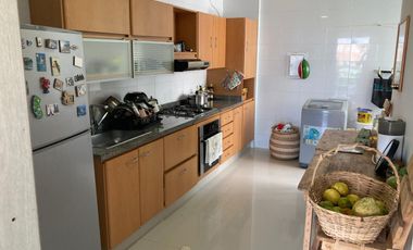 apartamento en arriendo en villa santos. Cod A106127
