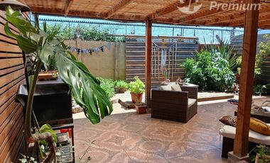 Casa en venta de 3 dorm. en Curicó