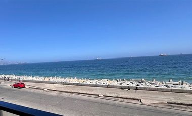 Primera vista al mar, 4dorm.3 baños terraza, estacionamiento