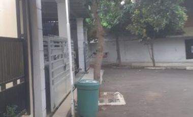 Sewa Cluster Kranji Lengkap Jl Lebar Strategis dkt Stasiun Tol ke Jakarta