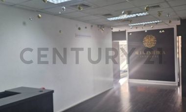 Arriendo Amplia oficina en Centro de Concepción