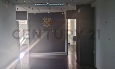 Arriendo Amplia oficina en Centro de Concepción