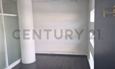 Arriendo Amplia oficina en Centro de Concepción