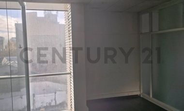 Arriendo Amplia oficina en Centro de Concepción