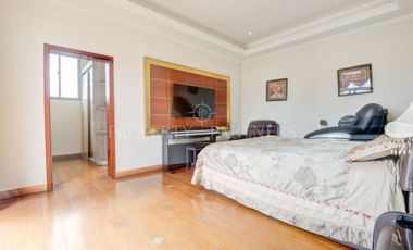 Se vende casa en cercanías metro rojas Magallanescon un gran terreno, pisci