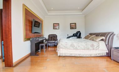 Se vende casa en cercanías metro rojas Magallanescon un gran terreno, pisci