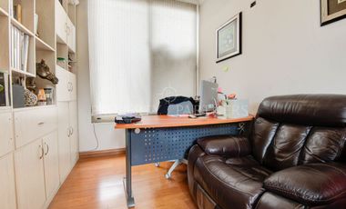 Se vende casa en cercanías metro rojas Magallanescon un gran terreno, pisci