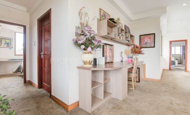 Se vende casa en cercanías metro rojas Magallanescon un gran terreno, pisci