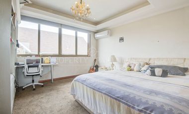 Se vende casa en cercanías metro rojas Magallanescon un gran terreno, pisci