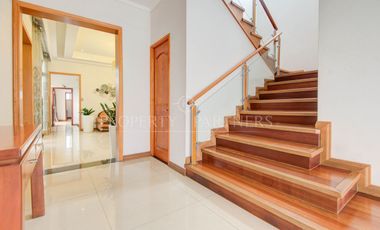 Se vende casa en cercanías metro rojas Magallanescon un gran terreno, pisci