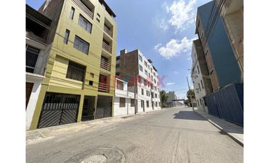 Alquiler Departamento Amoblado Con Cochera Cerca A Real Plaza – Upao 2 (1Er Piso)