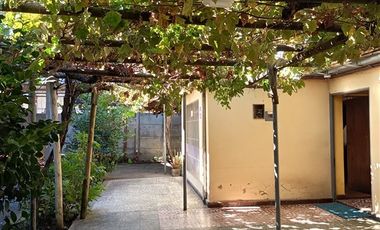 Casa en venta de 4 dorm. en Curicó