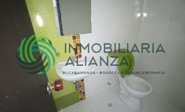 oficina en arriendo en sector comercial. Cod A13593