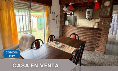 Propiedad con amplio lote, Santa teresita