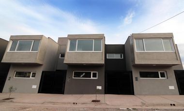 VENTA DUPLEX A ESTRENAR LOS PERALES