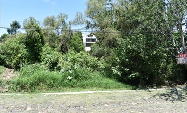 LAS CAÑADAS - AMPLIO TERRENO SEMIPLANO CON LA MEJOR UBICACIÓN