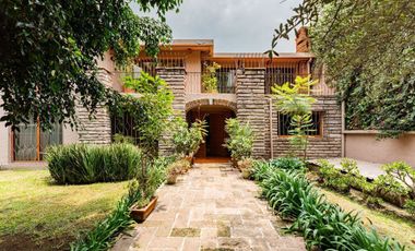 CASA EN VENTA EN BOSQUES DE LA HERRADURA