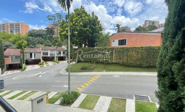 casa en arriendo en cumbres. Cod A776451