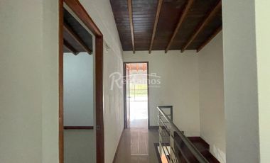 casa en arriendo en cumbres. Cod A776451