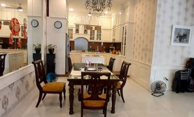 Rumah Mewah Posisi Hook Ada Private Pool Area Grisenda PIK