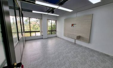 edificio en arriendo/venta en av. 30 de agosto. Cod A19477