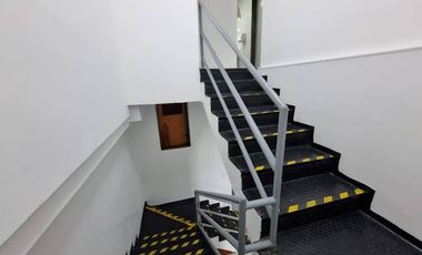 edificio en arriendo/venta en av. 30 de agosto. Cod A19477