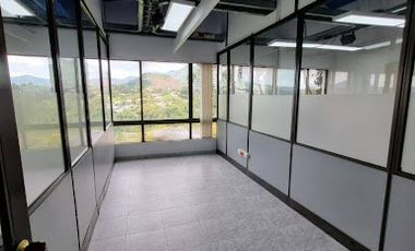 edificio en arriendo/venta en av. 30 de agosto. Cod A19477