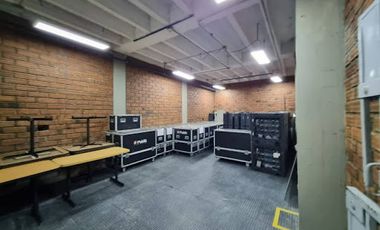 edificio en arriendo/venta en av. 30 de agosto. Cod A19477