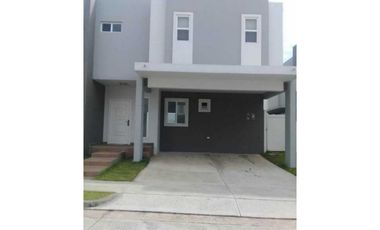 ALQUILER CASA BRISAS DEL GOLF