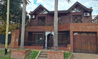Chalet en venta en Villa Luzuriaga