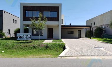 Casa - Altos de Campo grande