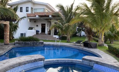 Casa en VENTA en fraccionamiento Rincón del Conchal