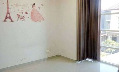 Disewakan Rumah Bagus Murah di Prambanan Residence, Surabaya