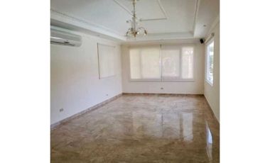 CASA EN CONDADO DEL REY CON PISCINA Y 6 RECAMARAS + CBS