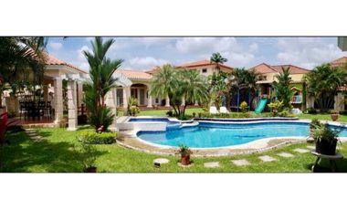CASA EN CONDADO DEL REY CON PISCINA Y 6 RECAMARAS + CBS